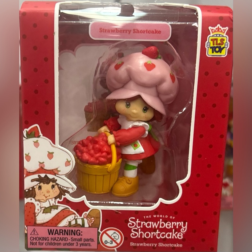 Strawberry Shortcake Figurine From the World of Strawberry Shortcake by TLS Toys